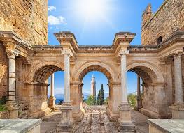 Antalya Otelleri: Akdeniz’in Tatil Cennetinde Unutulmaz Konaklama Rehberi