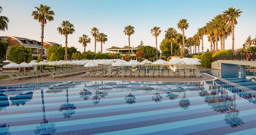 Tui Magic Life Jacaranda